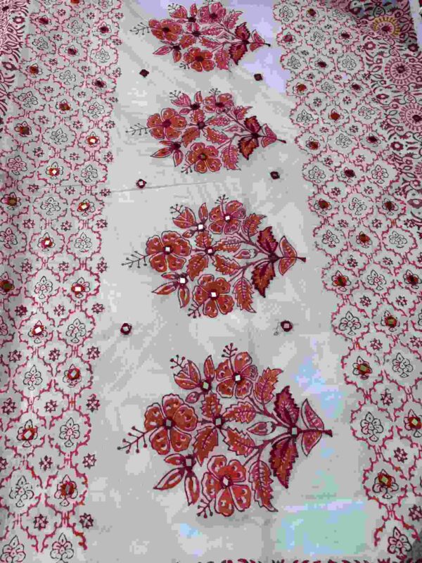 আরামদায়ক কটন সিল্কের শাড়ি - Image 7